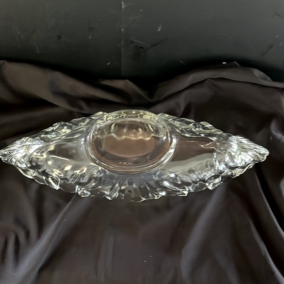 Jeanette Glass Gondola Bowl - Picture 5 of 6